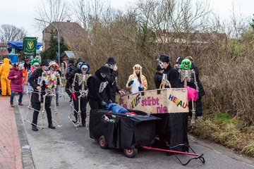 Bild 759 - Latuff 2016 Umzug